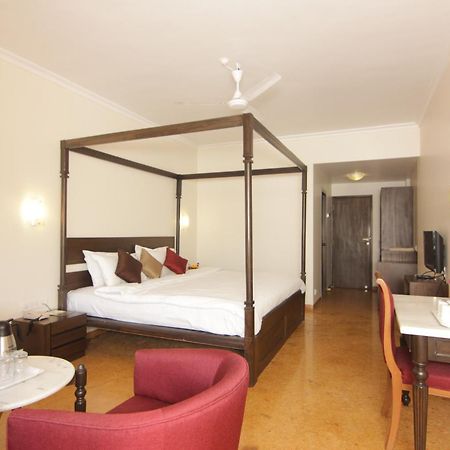 Aveda Blue Country Resort Panchgani Esterno foto